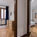 Apartment By Short Holidays 2
