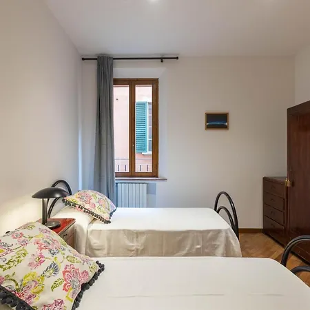 By Short Holidays 2 * Болонья