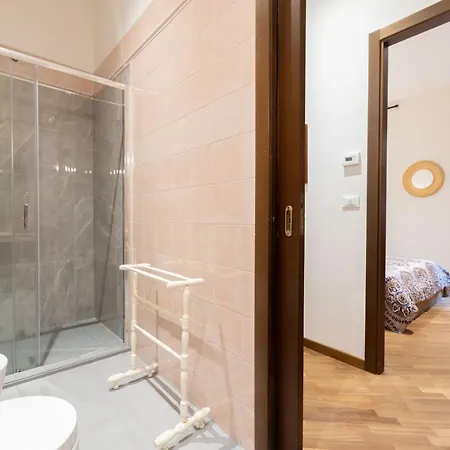 By Short Holidays 2 Bolonia