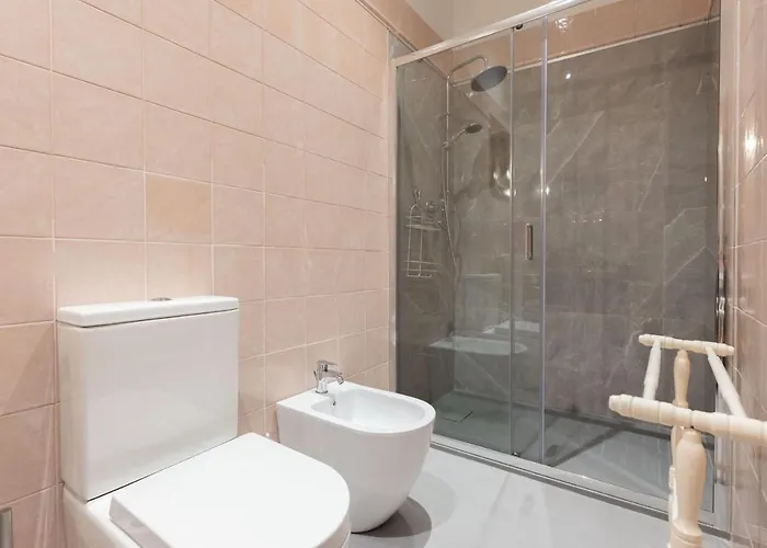 By Short Holidays 2 볼로냐